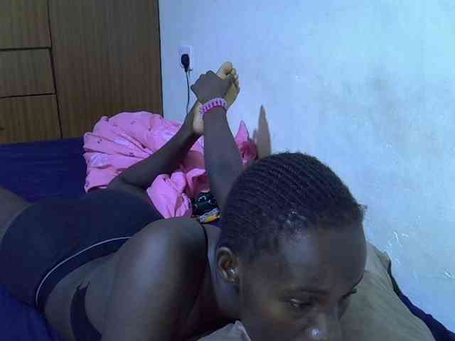 sexxy-maya1 webcam