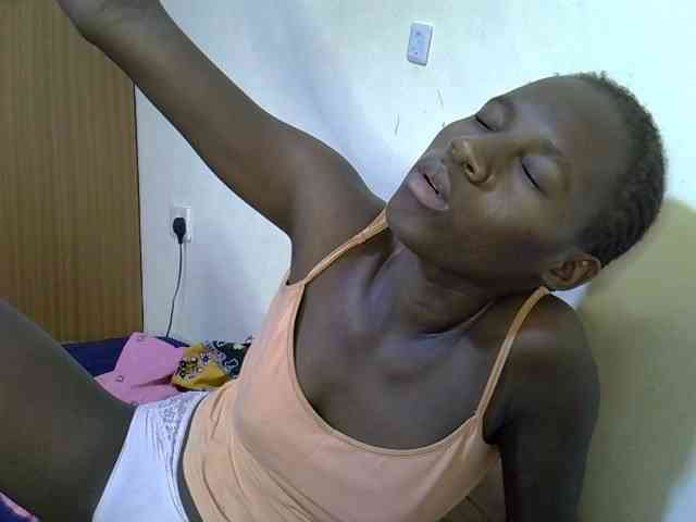 sexxy-maya1 webcam
