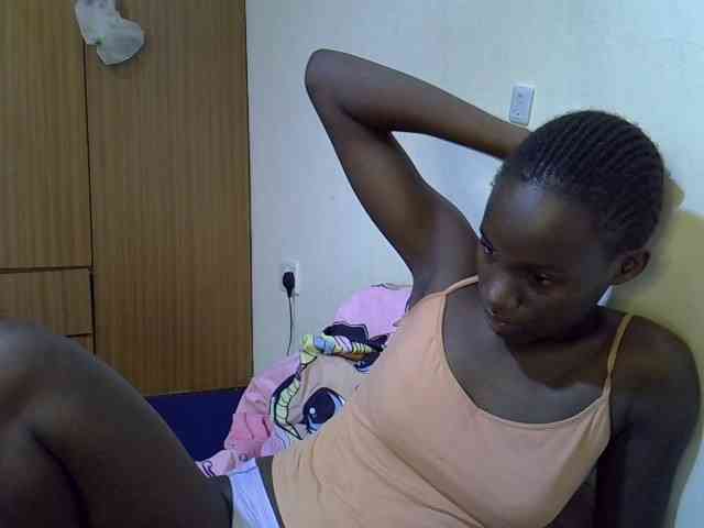 sexxy-maya1 webcam