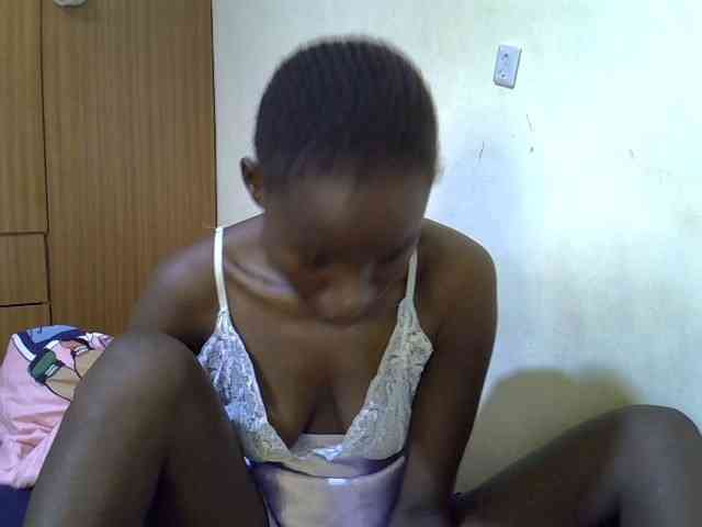sexxy-maya1 webcam