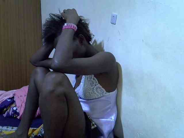 sexxy-maya1 webcam