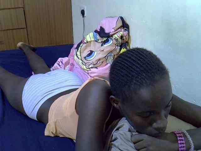 sexxy-maya1 webcam
