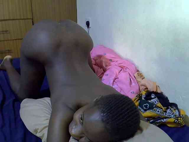 sexxy-maya1 webcam