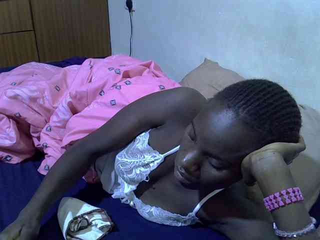 sexxy-maya1 webcam