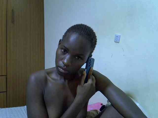 sexxy-maya1 webcam