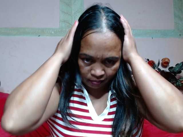 ElianeMiah's BongaCams show and profile