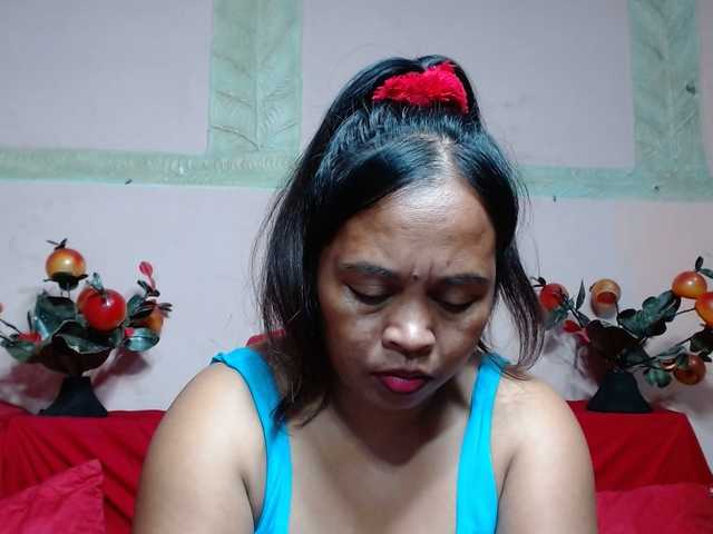 ElianeMiah's BongaCams show and profile