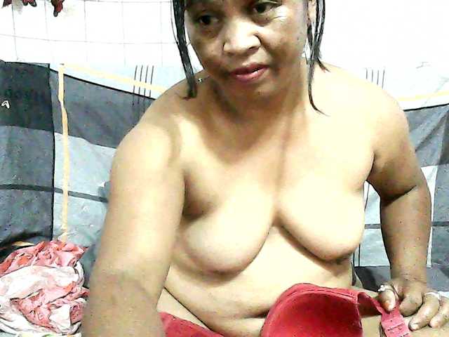 ElianeMiah's BongaCams show and profile