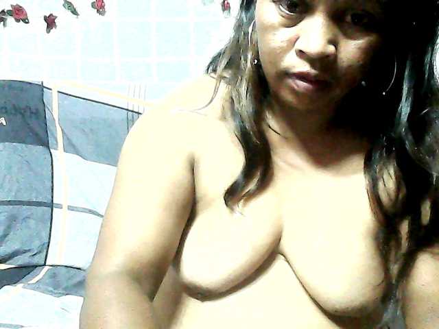 ElianeMiah's BongaCams show and profile