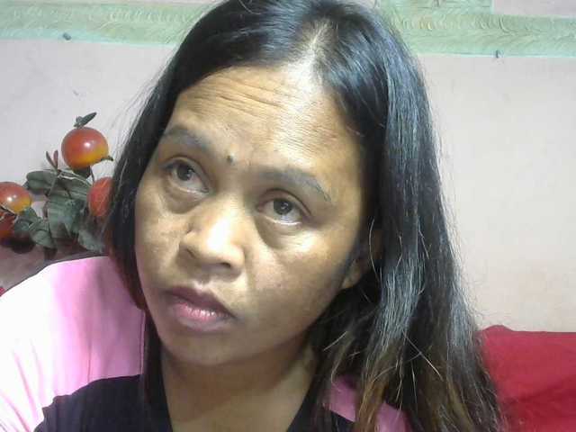 le modèle ElianeMiah est en webcam porno dans un show sur le site bongacams, il possède les tags suivants: Ebony,Brunette,Shaved