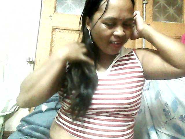 ElianeMiah's BongaCams show and profile