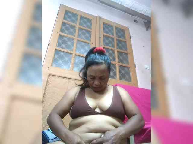 ElianeMiah Live Webcam on BongaCams