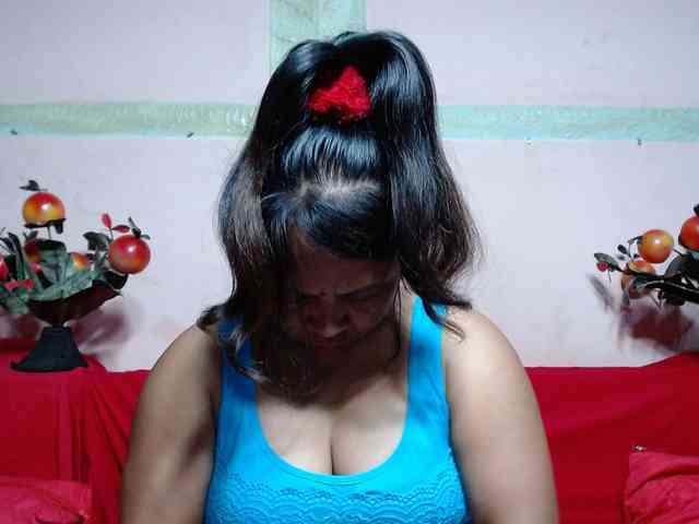 ElianeMiah Live Webcam on BongaCams