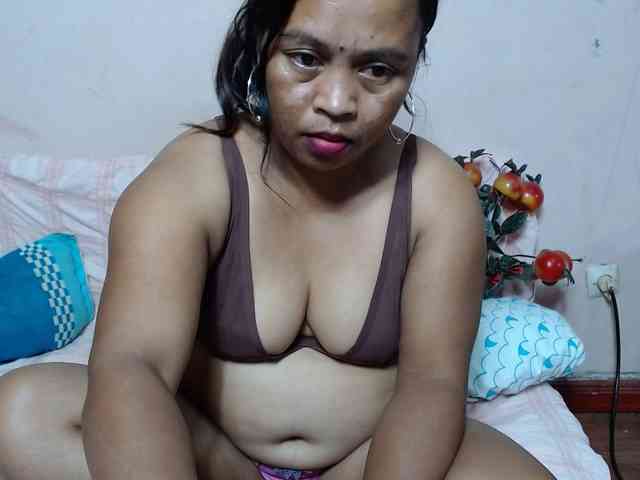 ElianeMiah Live Webcam on BongaCams