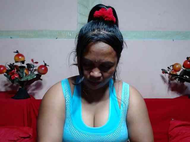 ElianeMiah Live Webcam on BongaCams