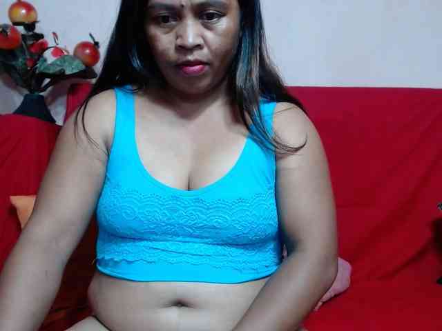 ElianeMiah webcam