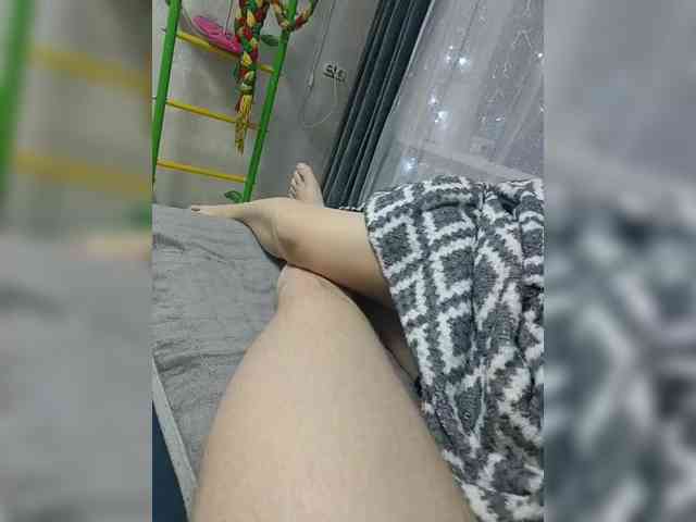 Ysyoemea Live Webcam on BongaCams