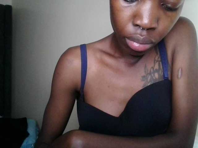 candyvibe's BongaCams show and profile