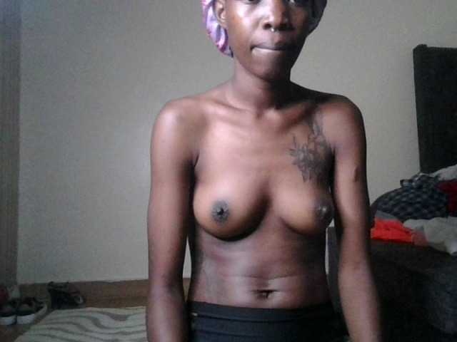 candyvibe's BongaCams show and profile