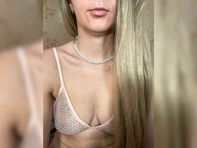 AnnaFlowers webcam