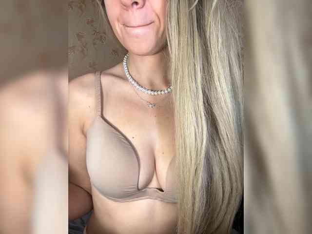 AnnaFlowers webcam