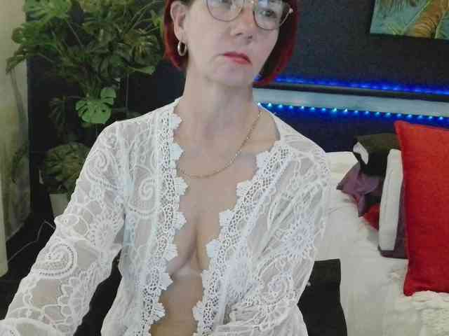 Sexi69sasha webcam