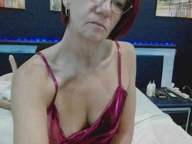 Sexi69sasha webcam