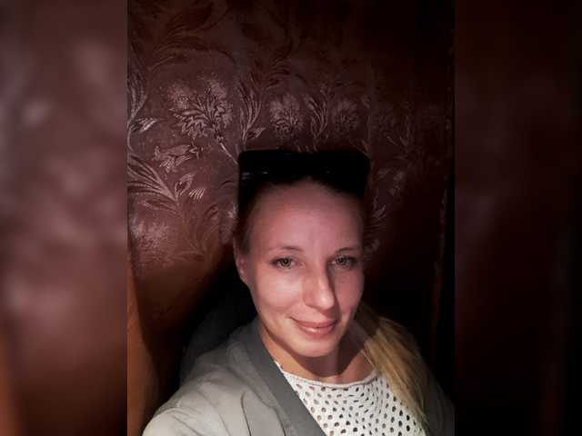 -nelya- from BongaCams is Freechat
