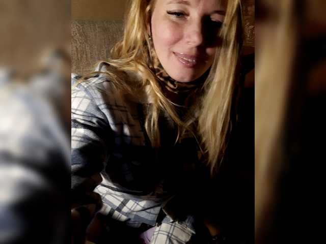 -nelya-'s BongaCams show and profile