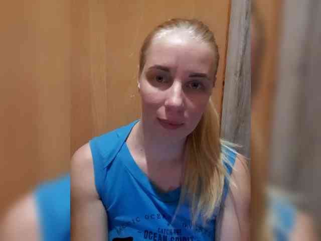 -nelya- webcam