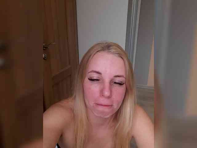 -nelya- webcam