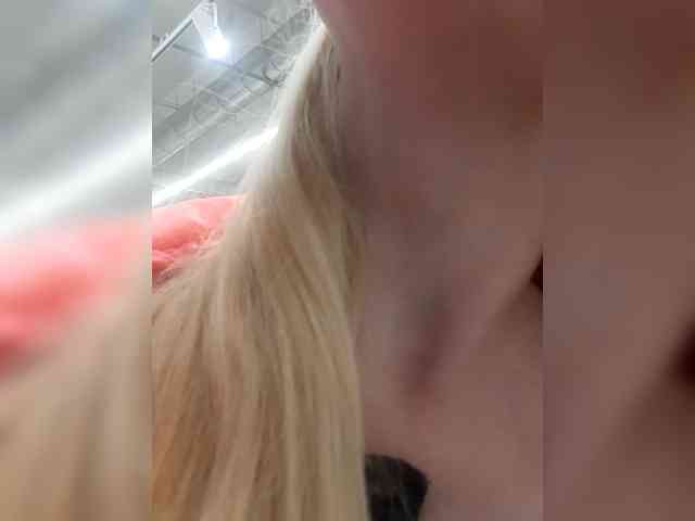 -nelya- webcam