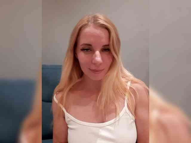 -nelya- webcam