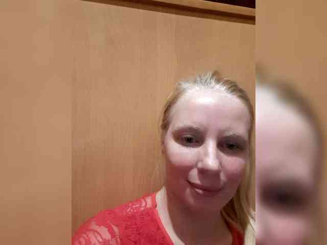 -nelya- Live Webcam on BongaCams