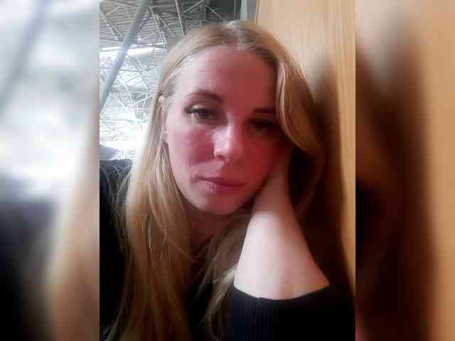 -nelya- webcam