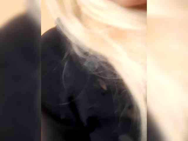 -nelya- webcam