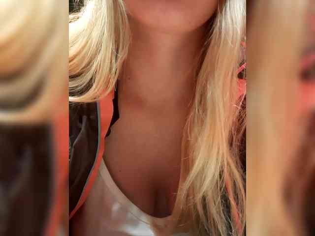 -nelya- webcam