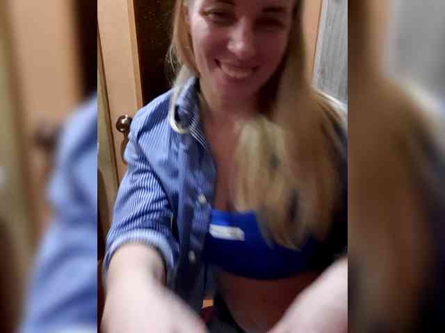 -nelya- webcam