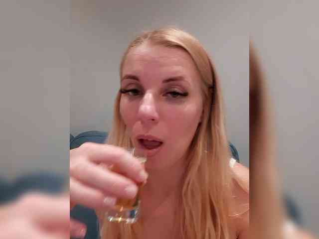 -nelya- webcam