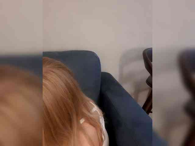 -nelya- webcam