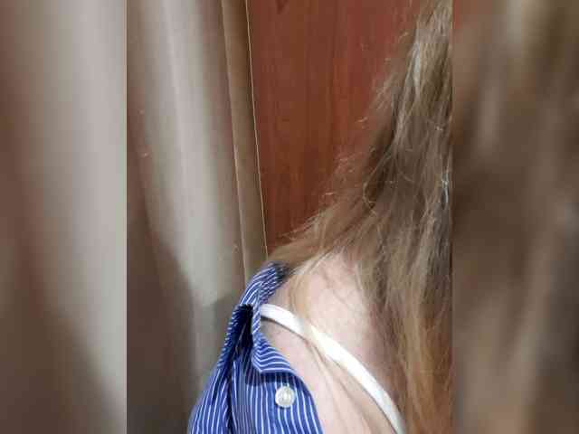 -nelya- webcam