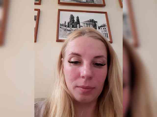 -nelya- webcam