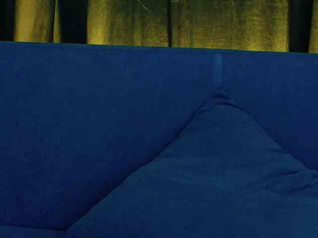 ScarlettNoirr webcam