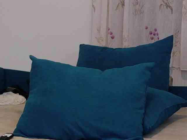 ScarlettNoirr webcam