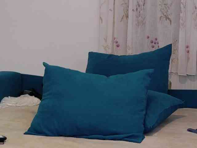 ScarlettNoirr webcam