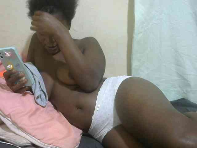 Smallpussie webcam