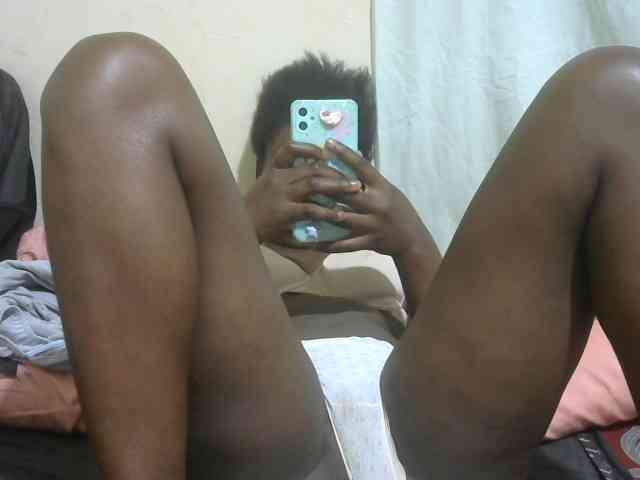 Smallpussie webcam