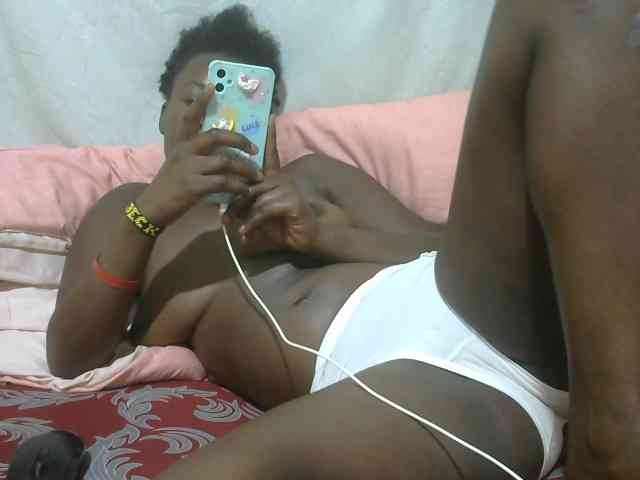 Smallpussie webcam