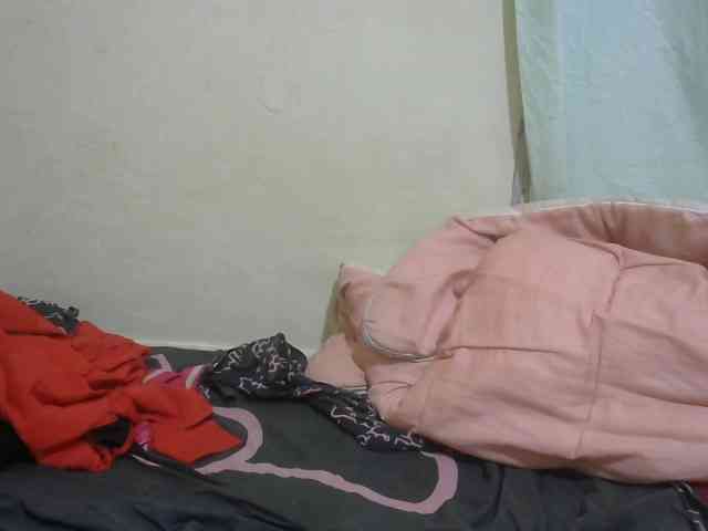 Smallpussie webcam