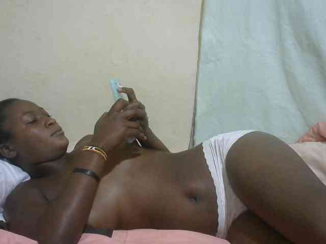Smallpussie webcam